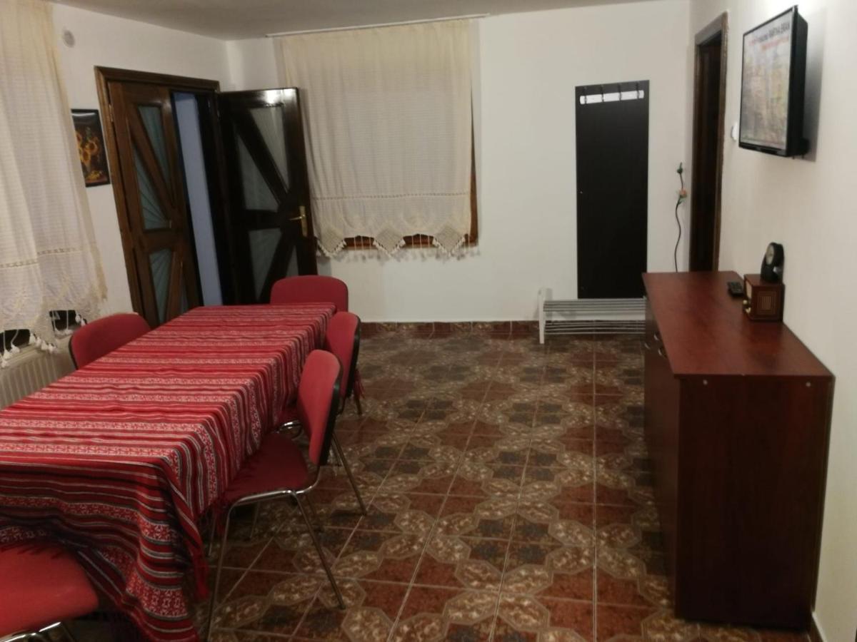 Pensiunea Mir Μπραν Εξωτερικό φωτογραφία